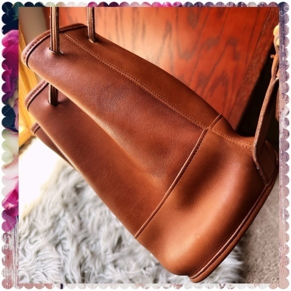VINTAGE COACH RARE BIXBY CROSSBODY BACKPACK SLING BUCKET BAG BRITISH TAN 9984 - Picture 14 of 17
